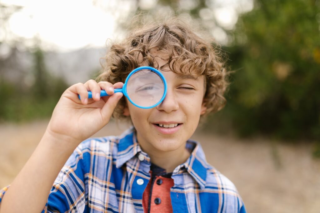 Adventurer's Magnifying Glass